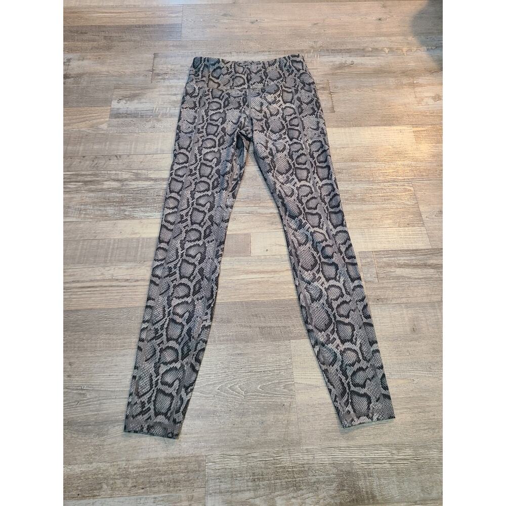 Avia small 4-6 womens snake print athletic leggings